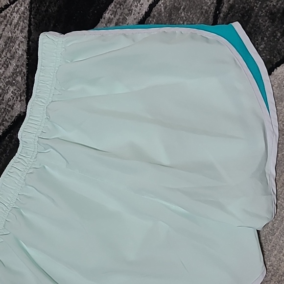 NIKE DRI-FIT SWOOSH LOGO LINED MESH ATHLETIC RUNNING SHORTS - Picture 12 of 12